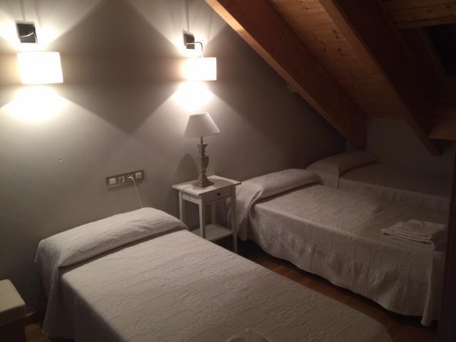 Atico Balcon De Jaca II Apartment Bagian luar foto