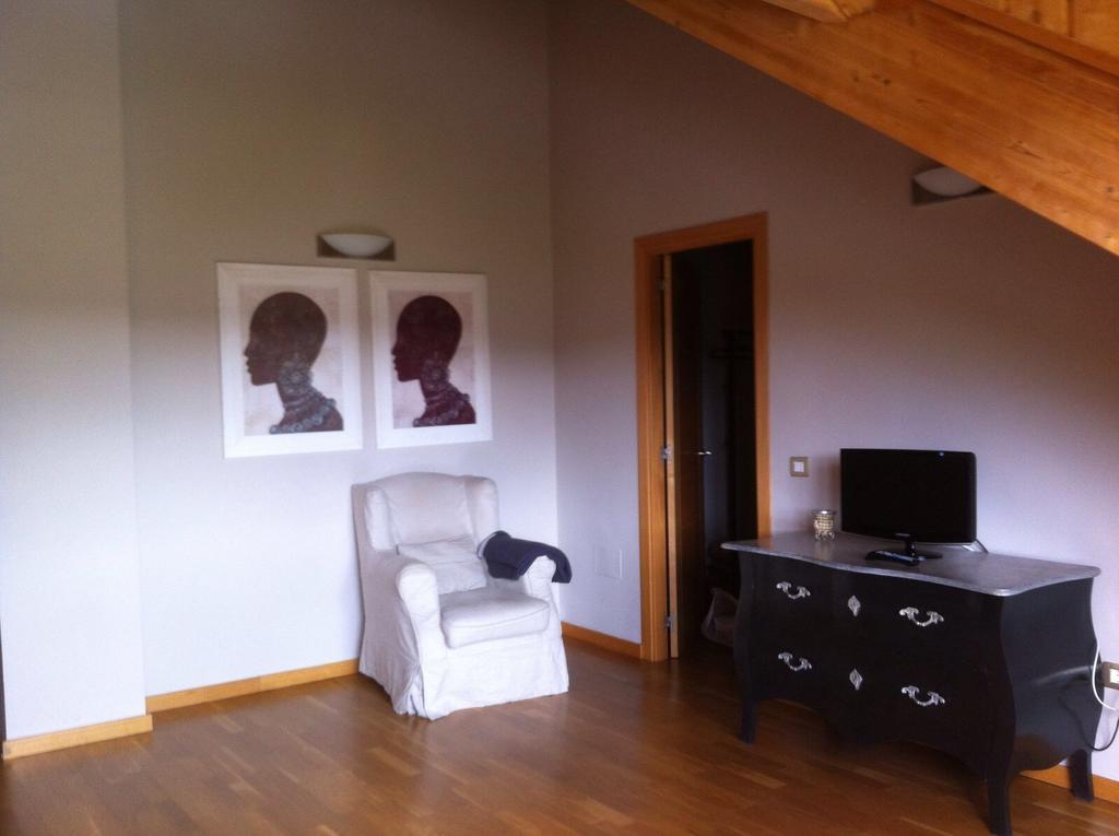 Atico Balcon De Jaca II Apartment Bagian luar foto