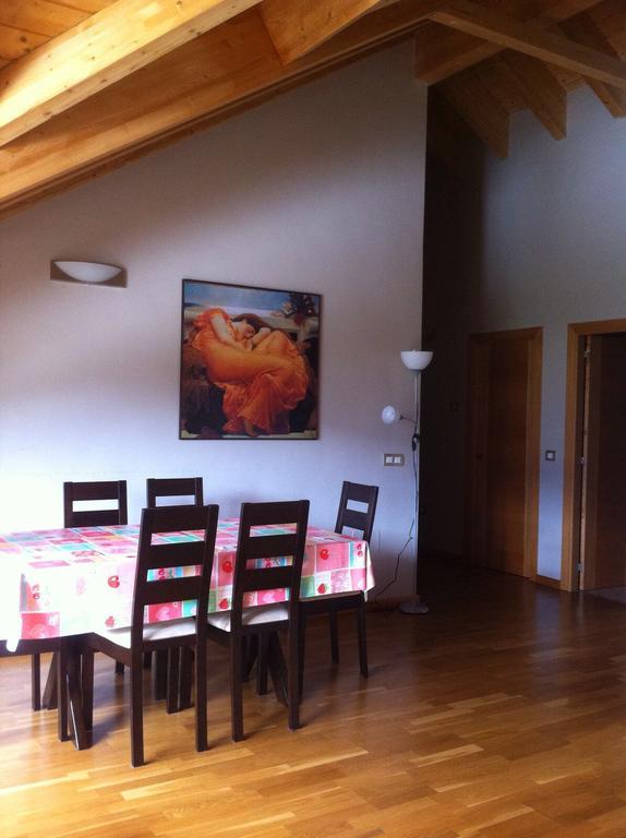 Atico Balcon De Jaca II Apartment Bagian luar foto